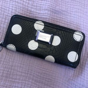 Polka Dot Wallet